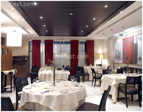 Eridanus Hotel 44